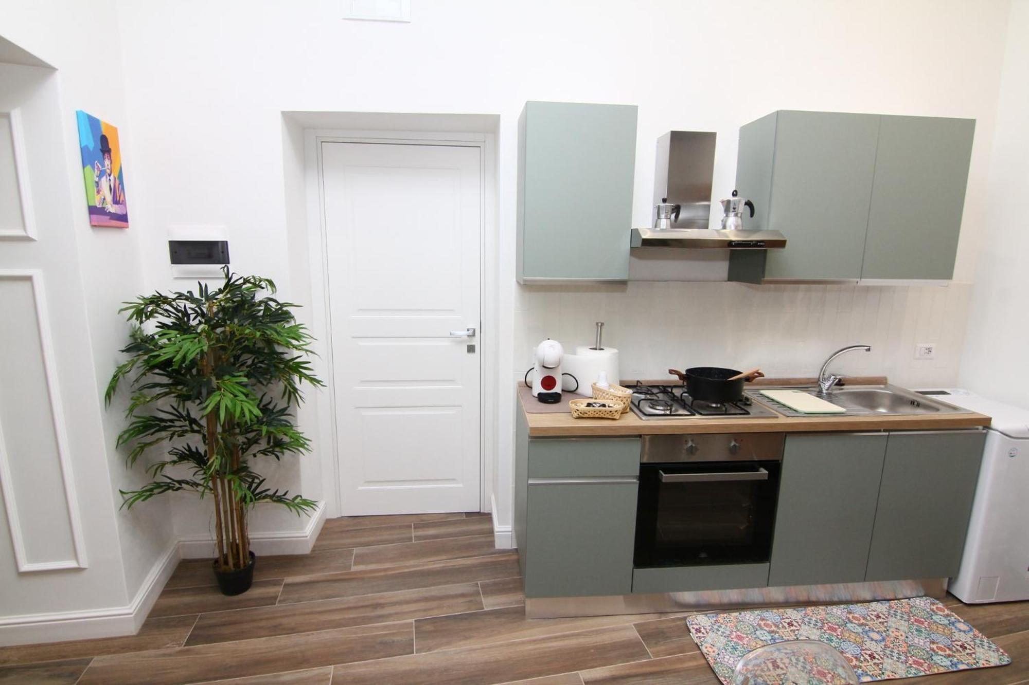 Mama Mia House Apartment เนเปิลส์ ภายนอก รูปภาพ