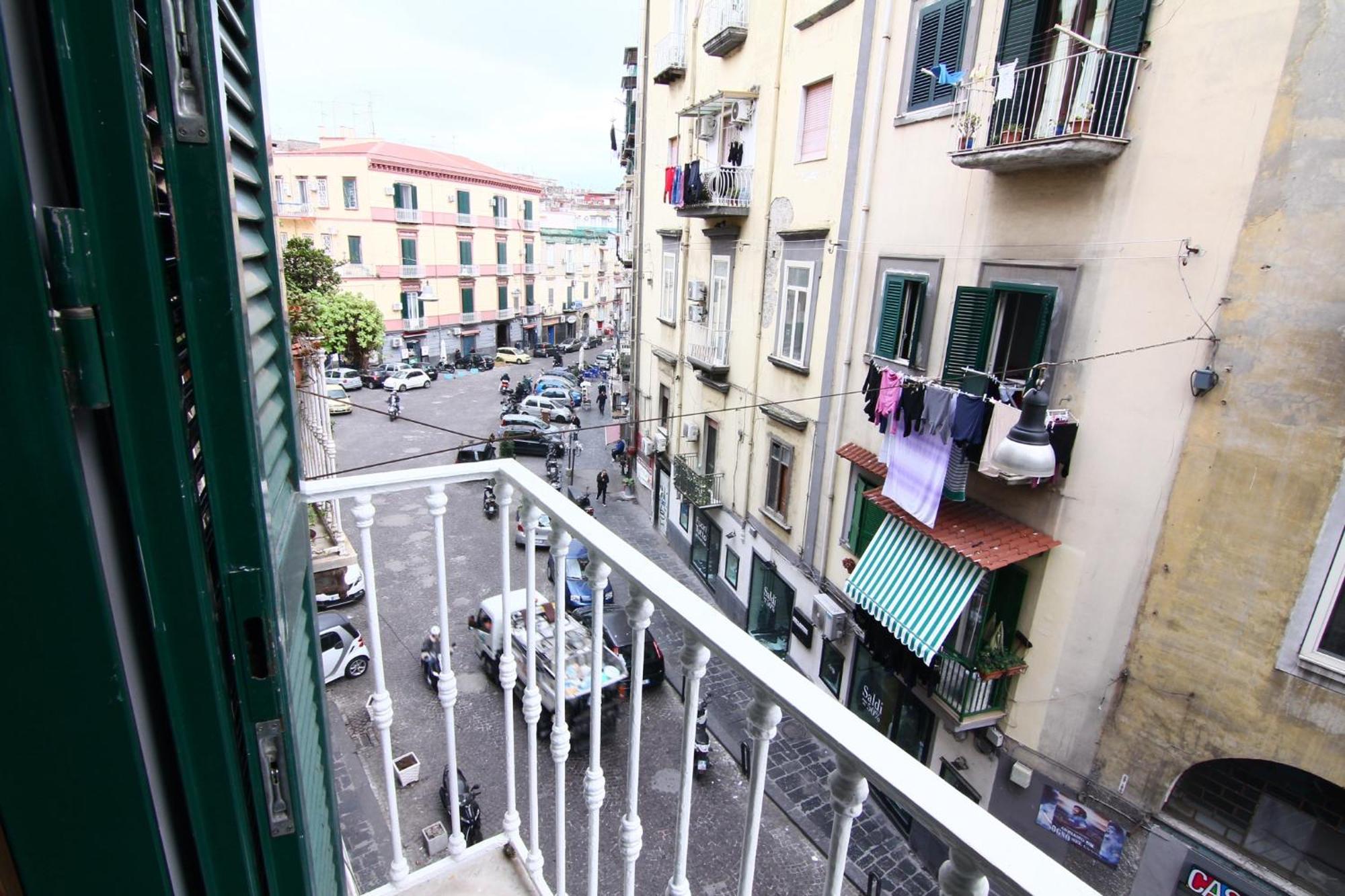 Mama Mia House Apartment เนเปิลส์ ภายนอก รูปภาพ