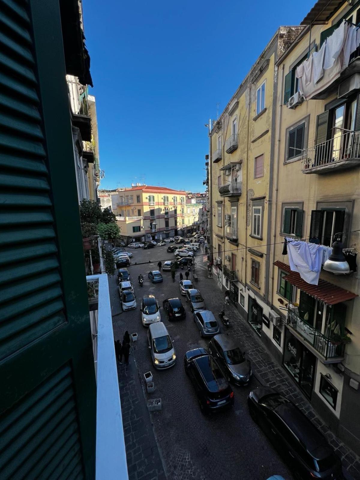 Mama Mia House Apartment เนเปิลส์ ภายนอก รูปภาพ