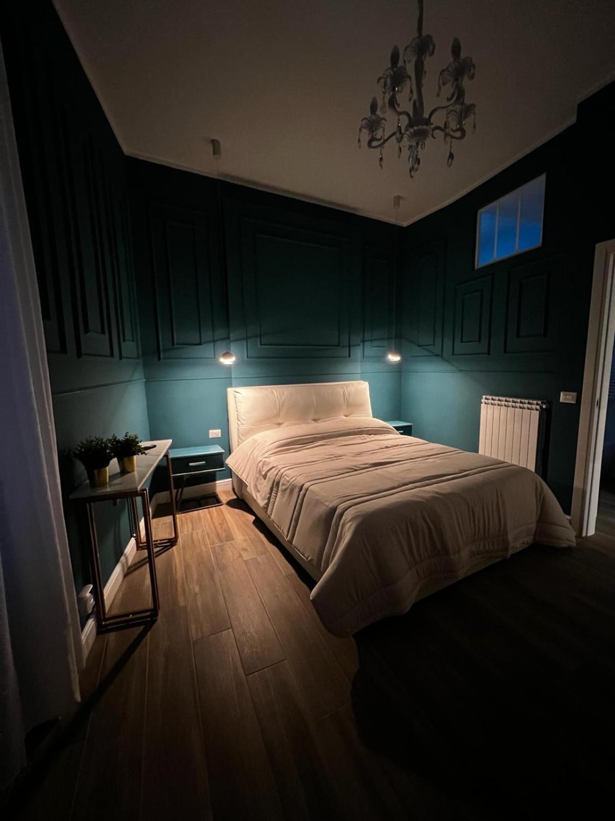 Mama Mia House Apartment เนเปิลส์ ภายนอก รูปภาพ