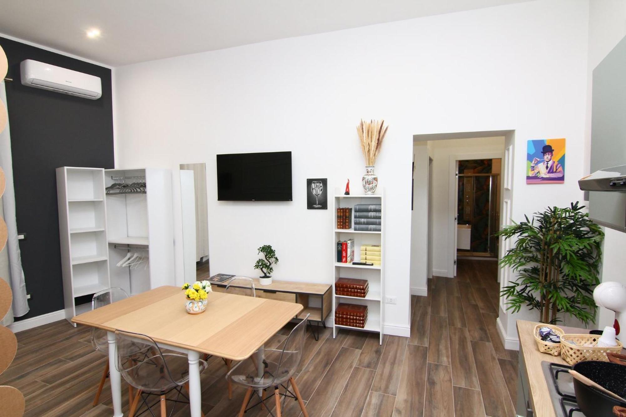 Mama Mia House Apartment เนเปิลส์ ภายนอก รูปภาพ